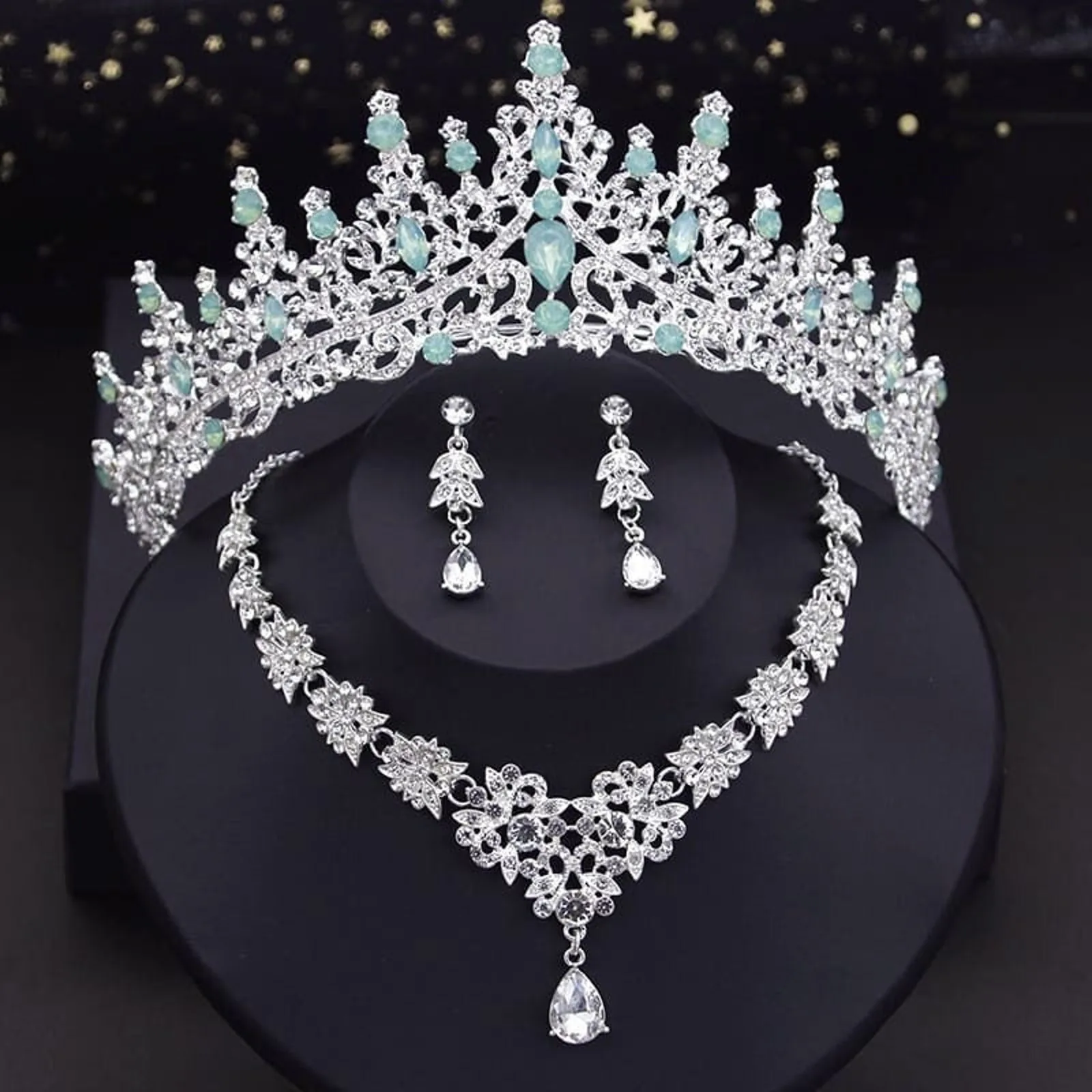 Bridal Tiara Set Crown Tiara set | Silver | Necklace | Earrings | Wedding | Jewelry | Headwear | Three-Piece | Holiday | 2025 Trend