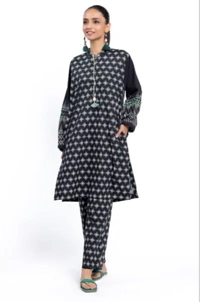 Black & White Geometric Printed Cotton Viscose Kurta – Size 12, Regular Fit