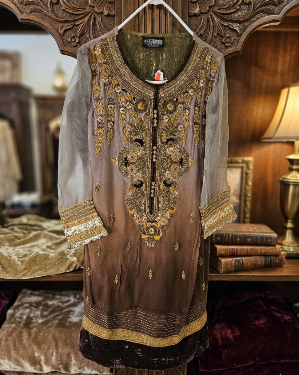 Vintage Gold Ombre Embroidered Kurta Set