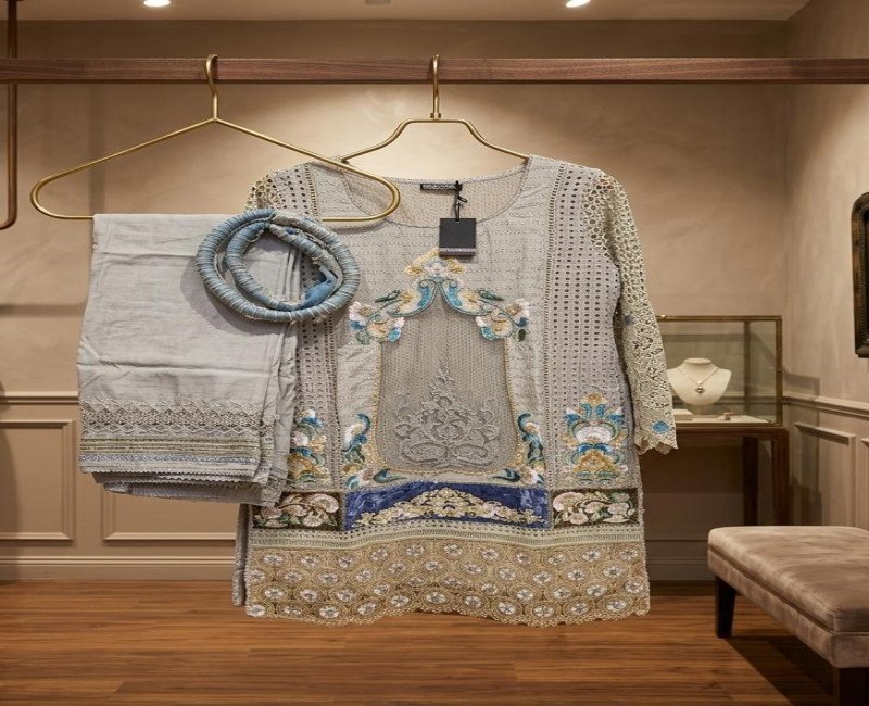 Luxury Embroidered Pastel Suit – Festive 3-Piece Set