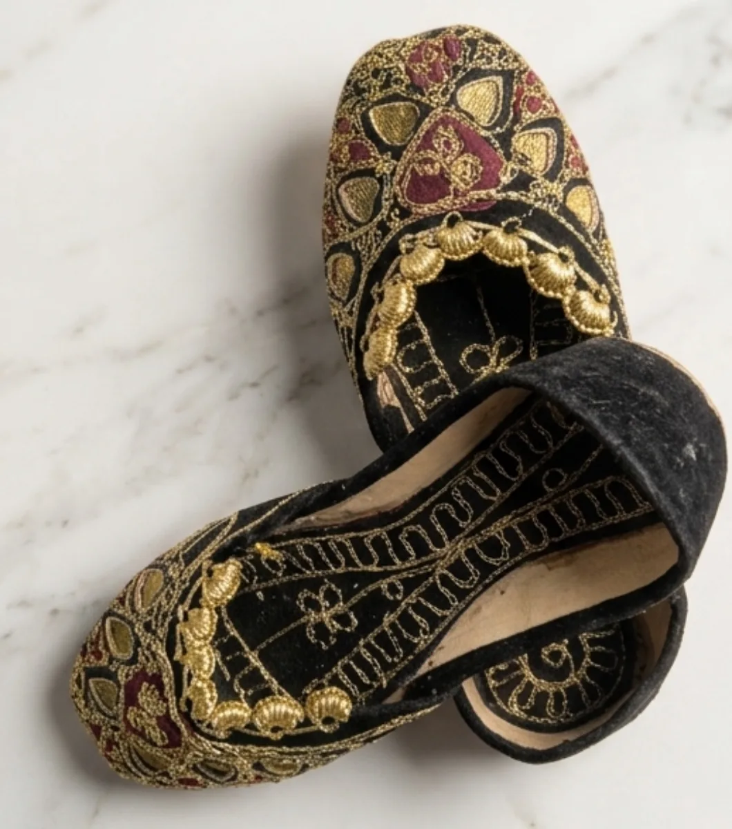 Traditional Hand-Stitched Velvet  Khussa | Premium Gold Zari  Flats