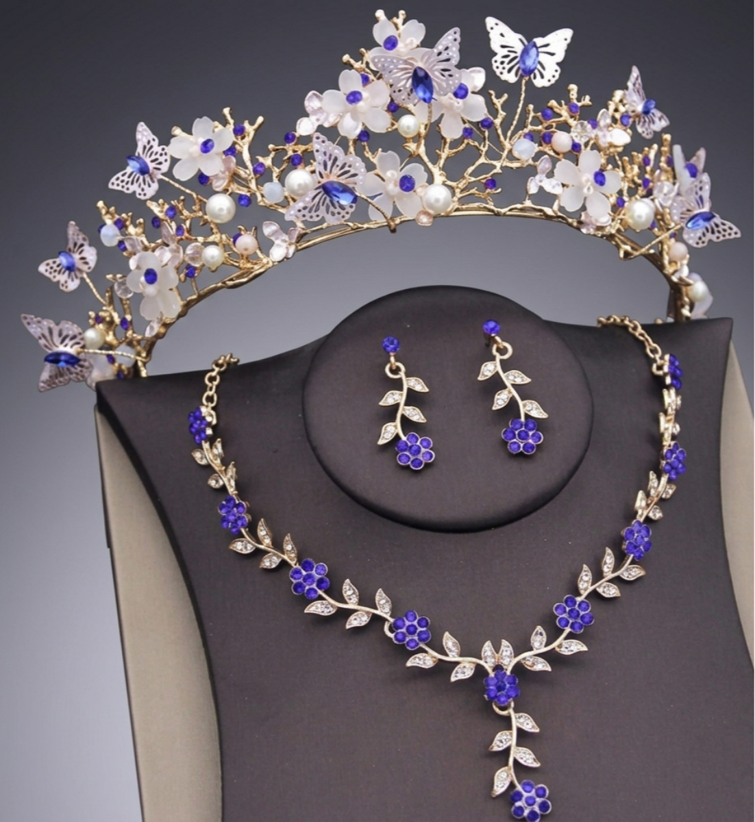 Royal Sapphire Butterfly: The Ultimate Gold Bridal Crown Set