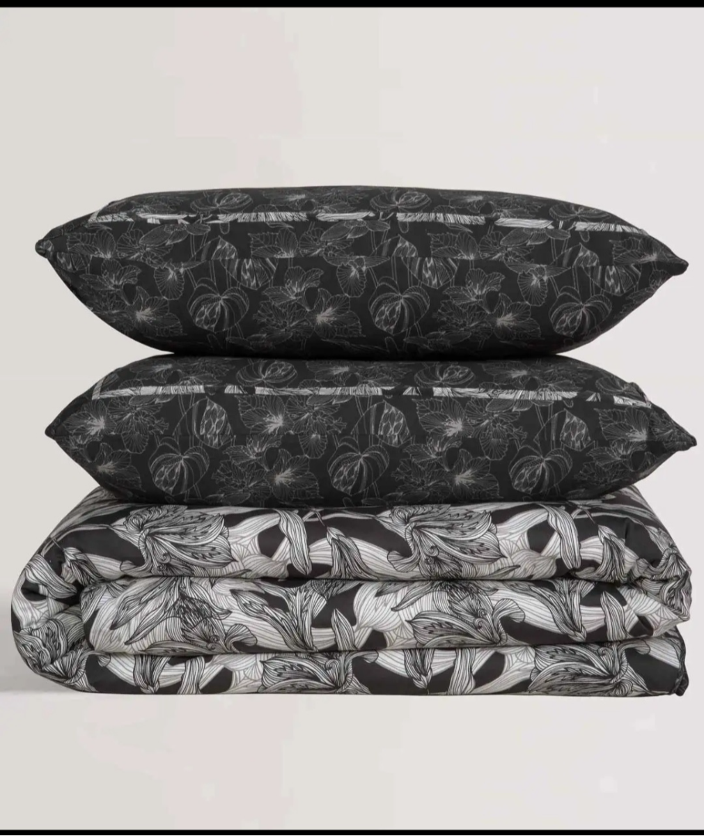 Ideas Home Luxury Botanical Black Quilt Cover Set